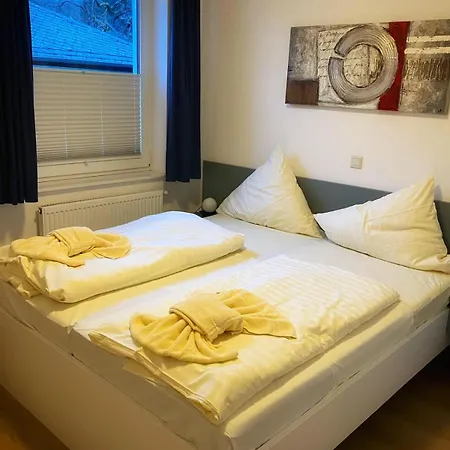 Apartman 4 *